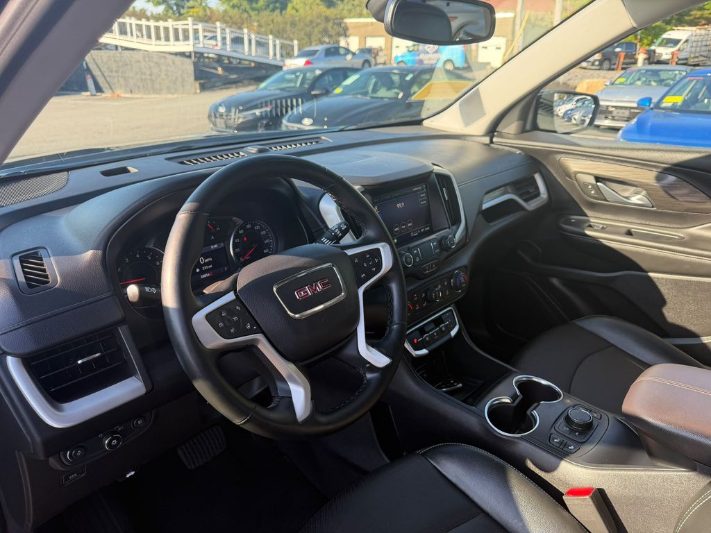 Used 2024 GMC Terrain SUV