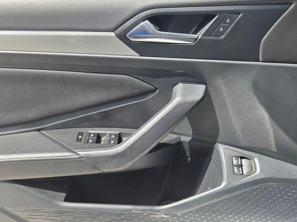 2023 Volkswagen Jetta - $14,600