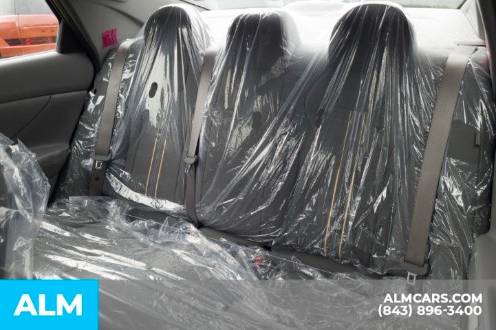 Used 2025 Gray Hyundai SEL Sport image 15