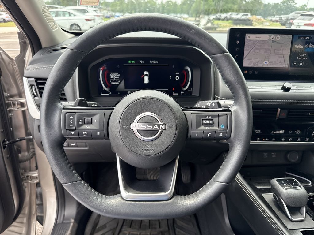 2024 Nissan Rogue Platinum Gold at Toyota of Victoria