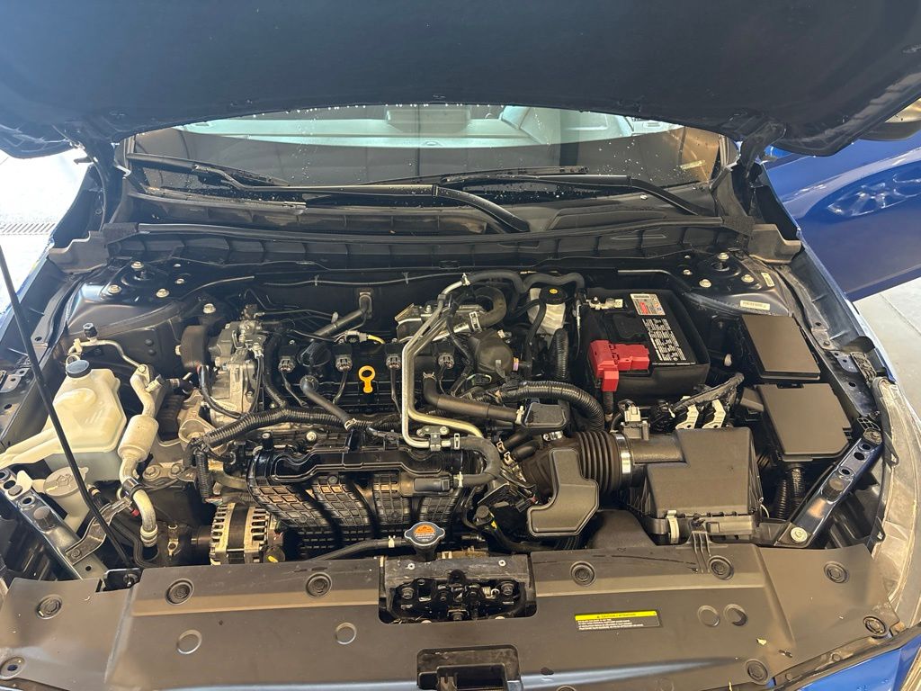 Used 2025 Nissan Altima Sedan