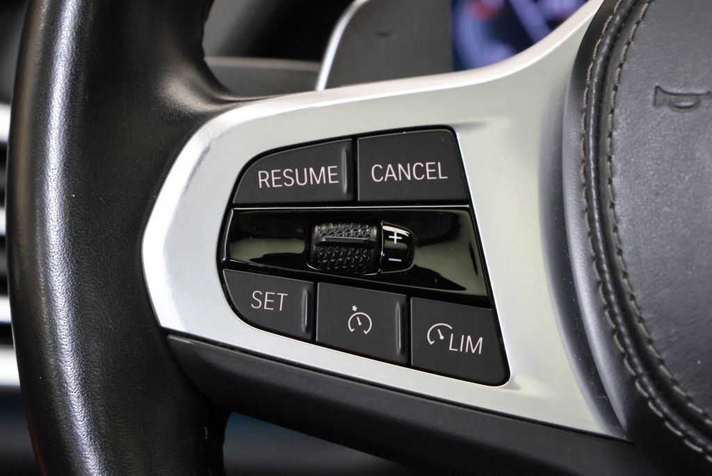 Thumbnail: 2022 BMW X7 - 19