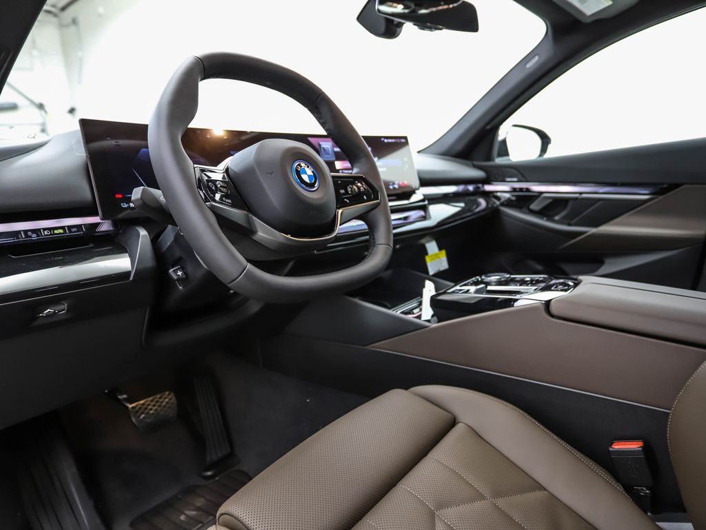 2024 BMW i5 eDrive40 9