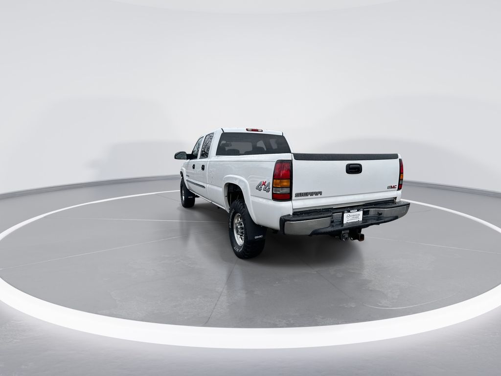 2004 GMC Sierra 2500HD SLE - 5