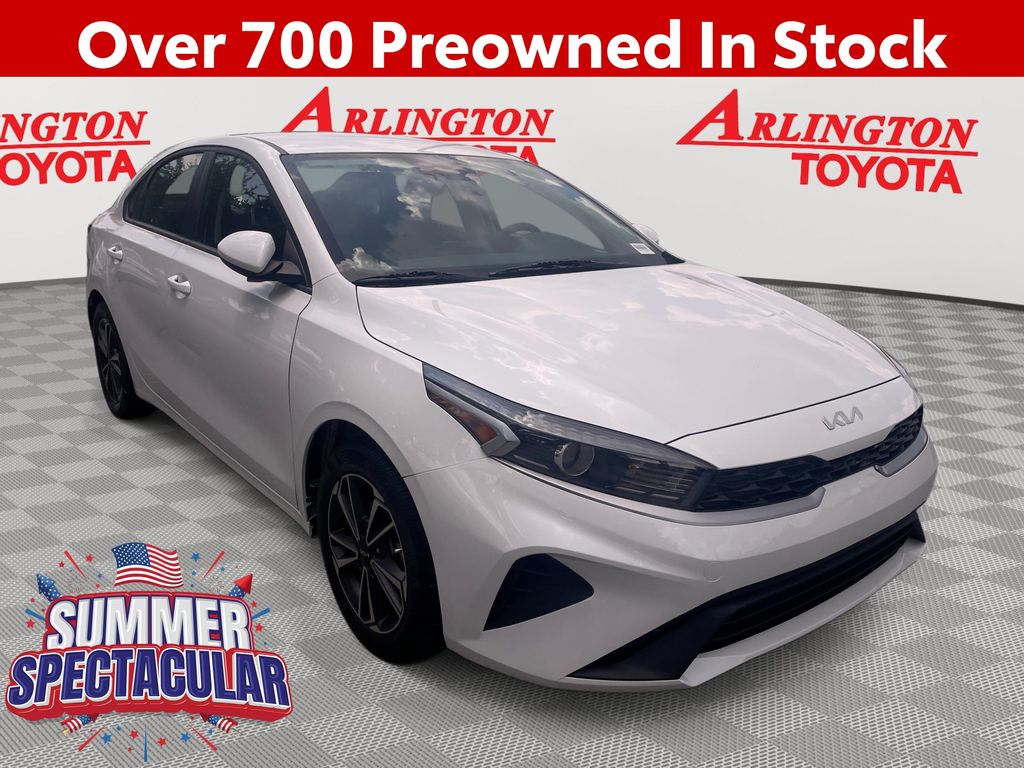 2023 Kia Forte LXS FWD
