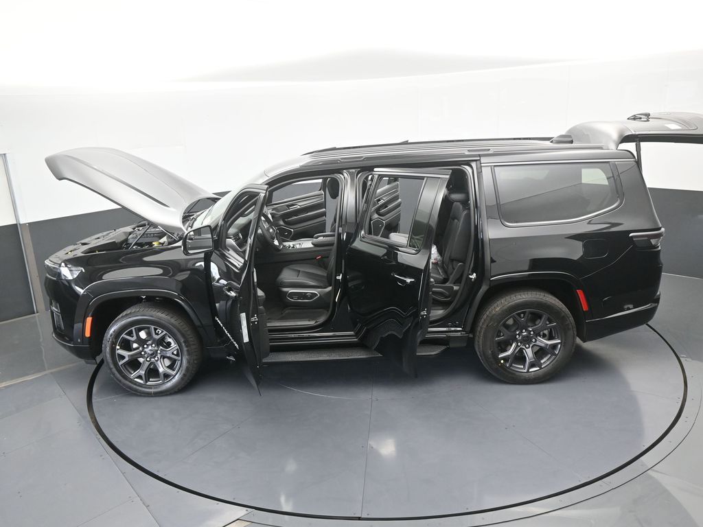 New 2026 High Gloss Black Jeep Limited image 64