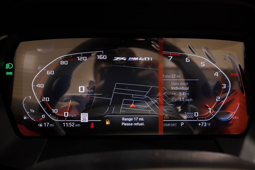 2025 BMW Z4 M40i 15