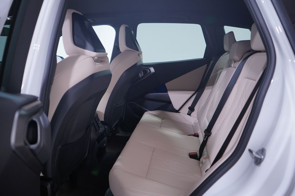Thumbnail: 2026 BMW X3 - 9