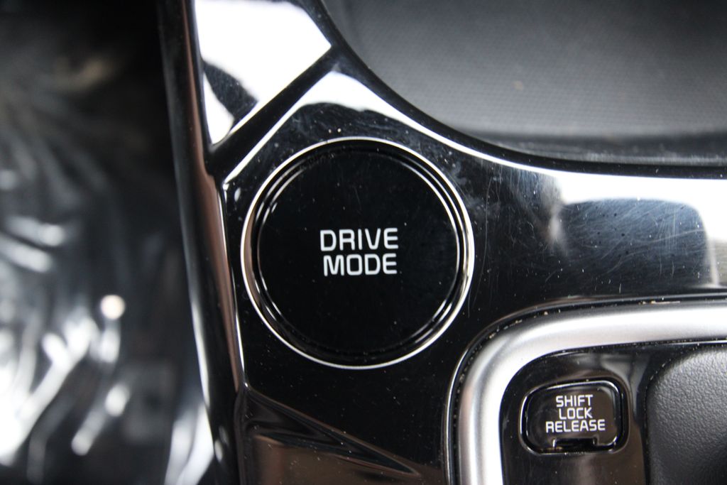 Used 2024 Kia Seltos SUV
