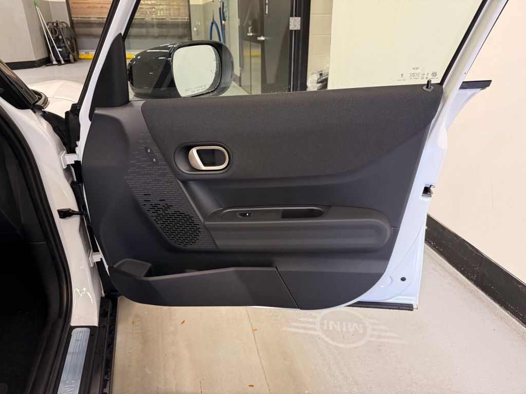 Thumbnail: 2025 MINI Cooper - 27