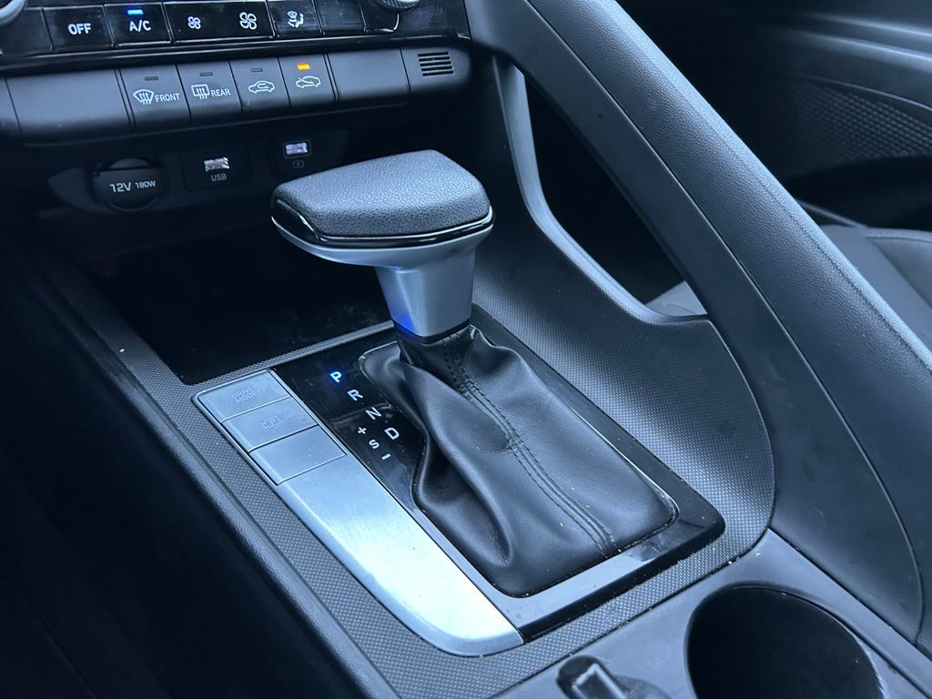 Thumbnail: 2021 Hyundai Elantra - 26