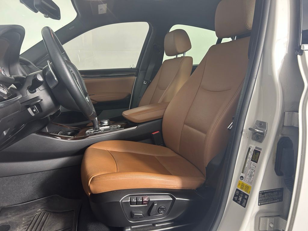 Thumbnail: 2018 BMW X4 - 11