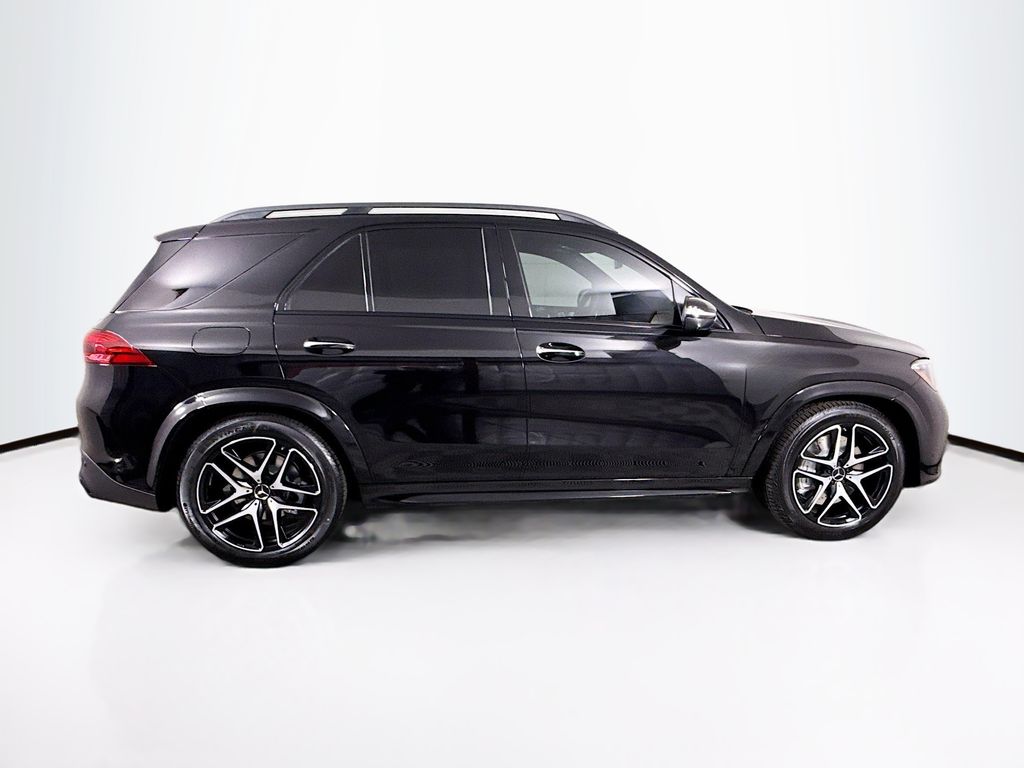 Thumbnail: 2026 Mercedes-Benz GLE - 4