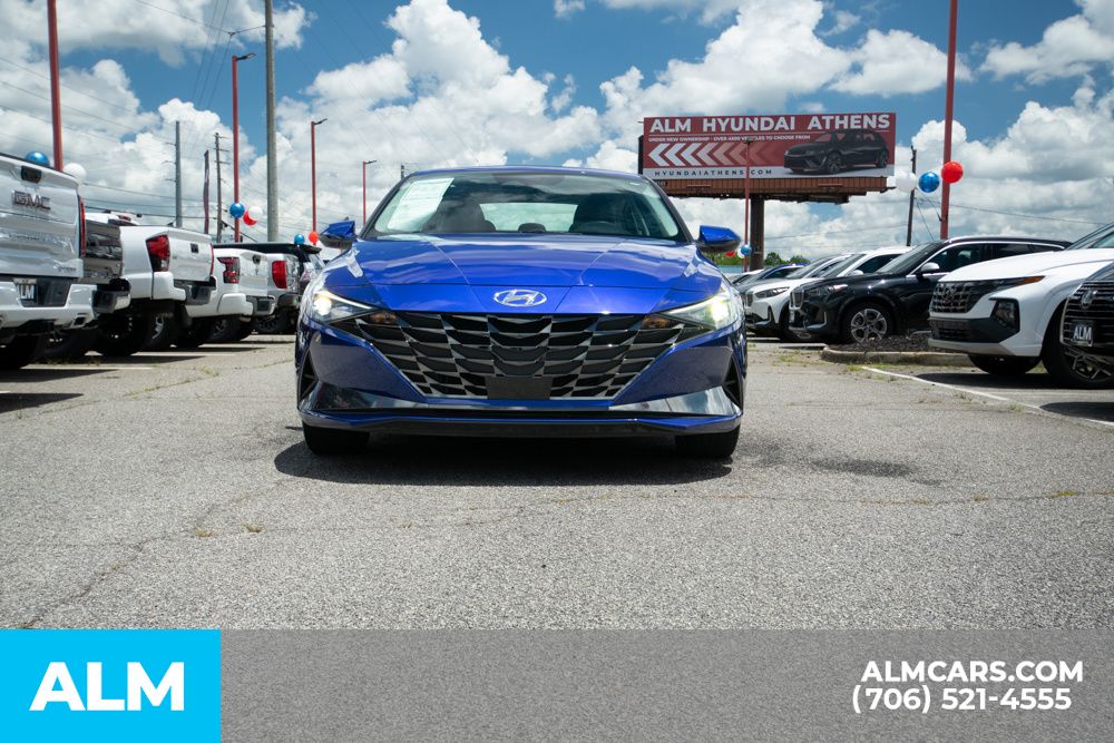 2022 Hyundai Elantra Hybrid Limited photo 5
