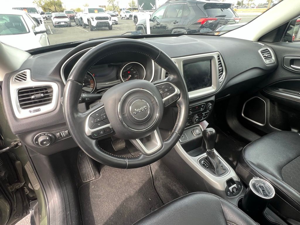 Thumbnail: 2018 Jeep Compass - 8