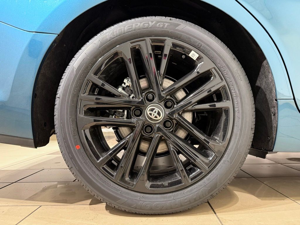 Thumbnail: 2026 Toyota Camry - 8