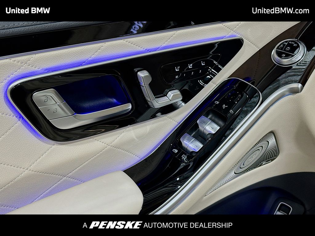 Thumbnail: 2021 Mercedes-Benz S-Class - 3