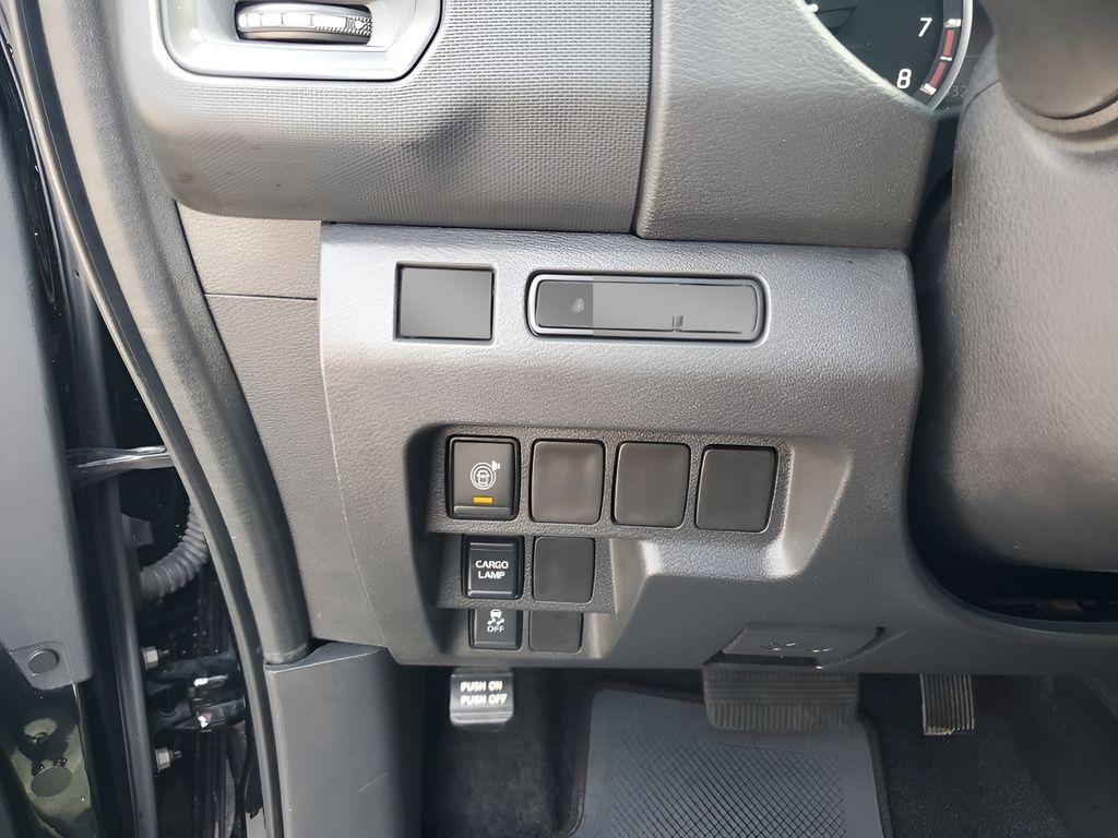 Used Car 2022 Nissan Frontier  S For Sale Under $25,000 In Austin, Texas