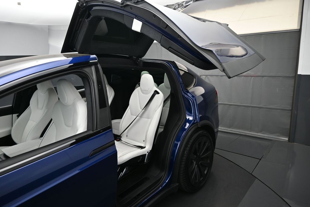 2023 Tesla Model X Plaid Tri Motor All-Wheel Drive