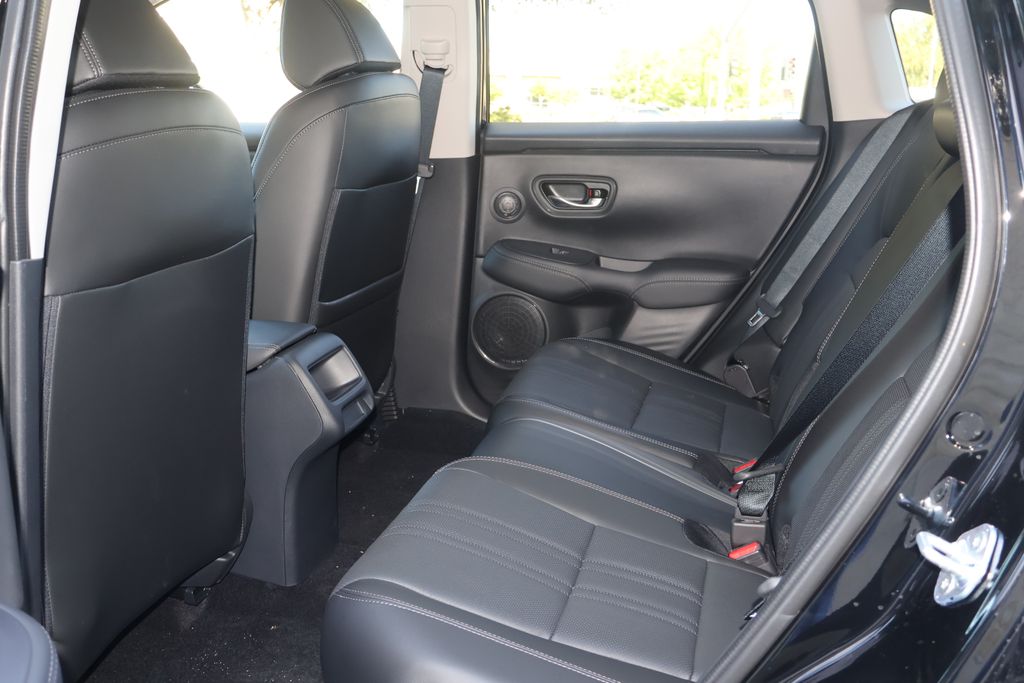 2025 Honda HR-V EX-L 11