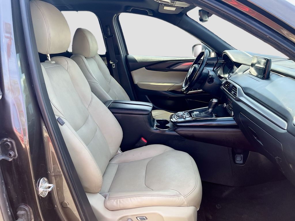 Used 2019 Silver Mazda Grand Touring image 29