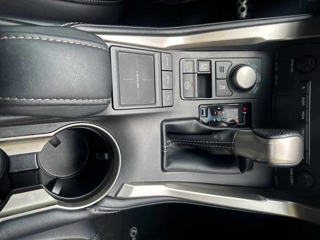 2015 Lexus NX 200t 18