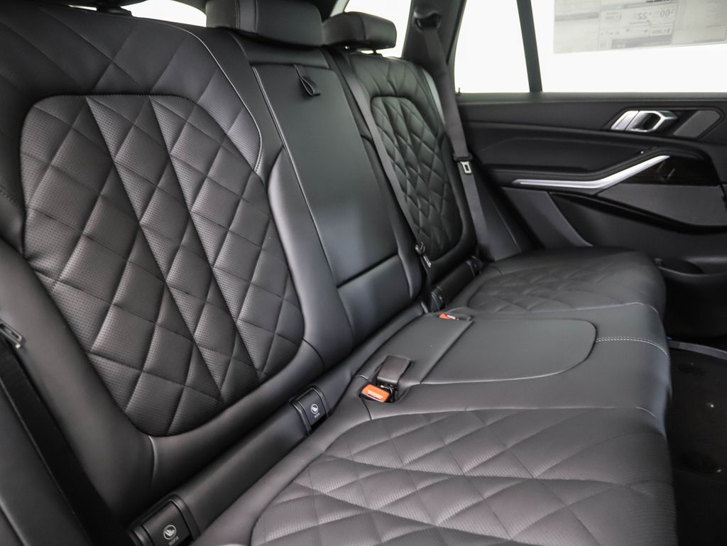 Thumbnail: 2026 BMW X5 - 26