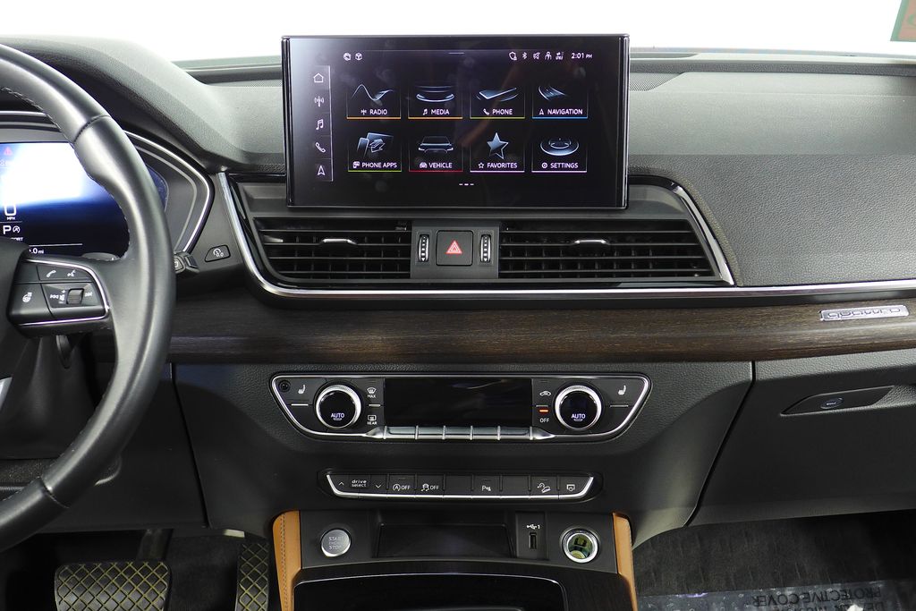 Thumbnail: 2022 Audi Q5 - 25