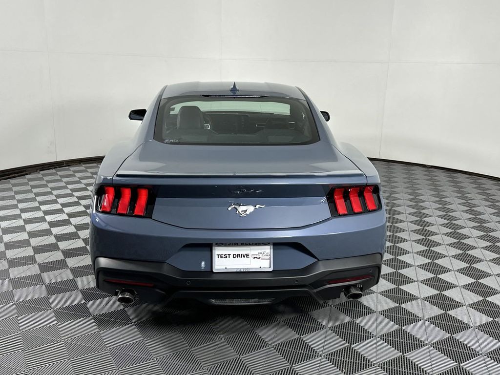 2025 Ford Mustang EcoBoost Premium 6