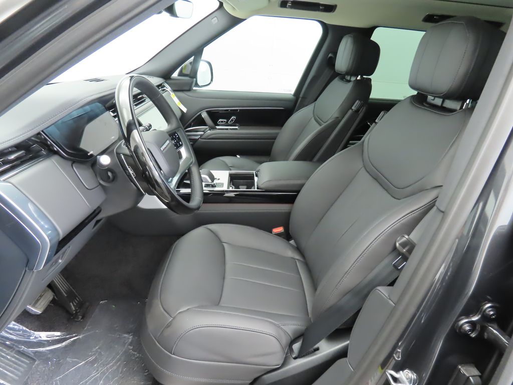 Thumbnail: 2025 Land Rover Range Rover - 19