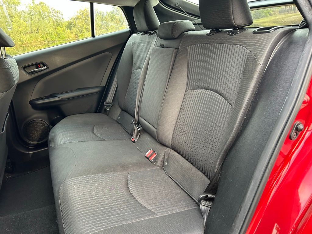 Thumbnail: 2016 Toyota Prius - 13