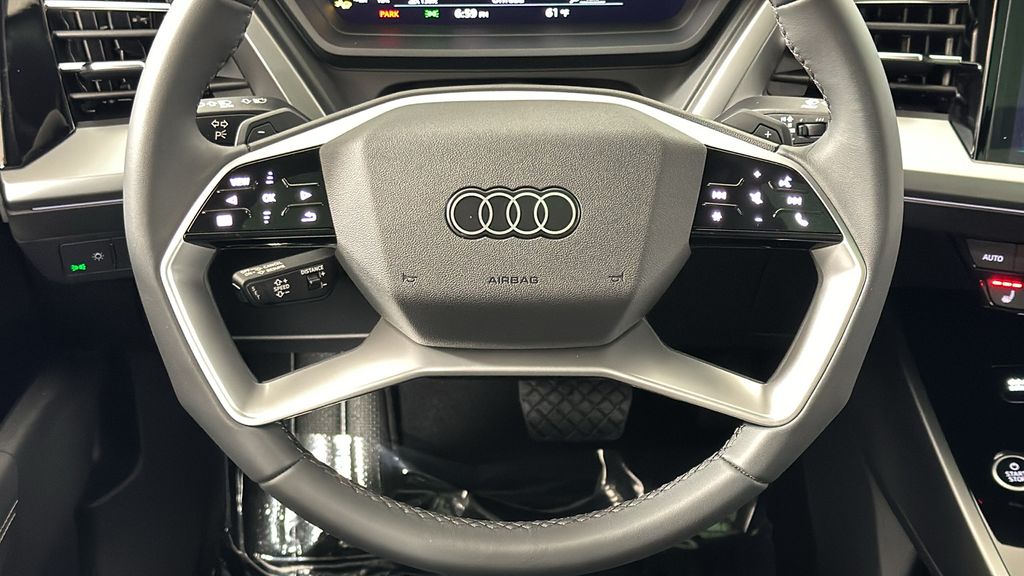 2025 Audi Q4 e-tron  15