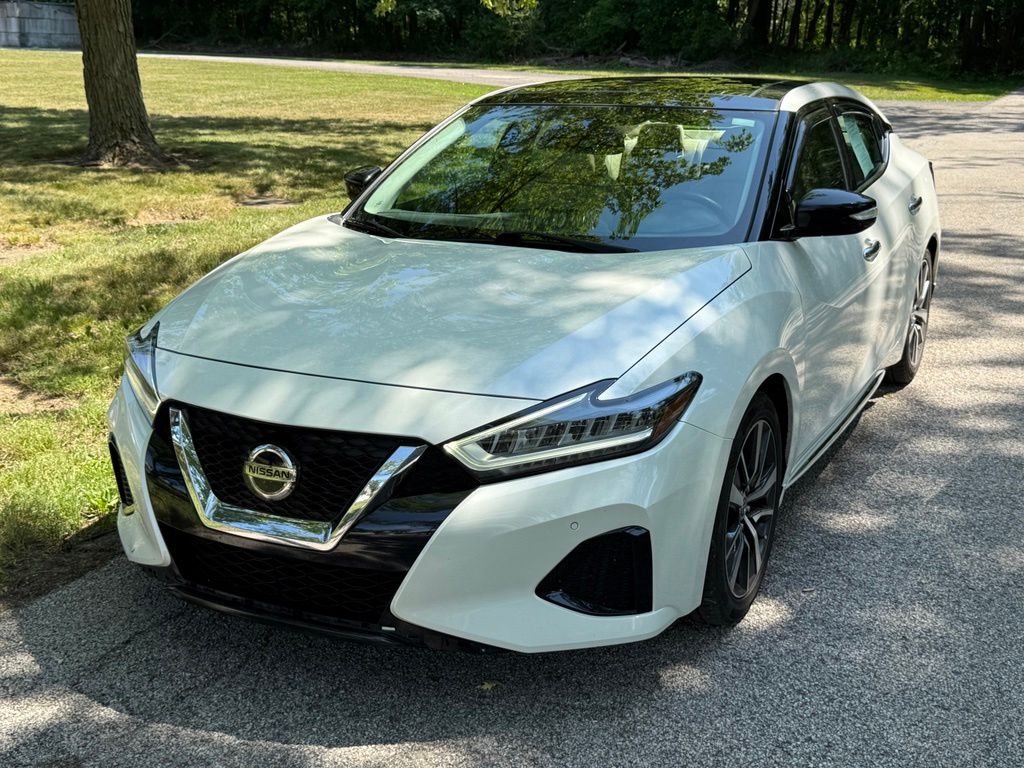Pearl White Tricoat 2020 Nissan Maxima Sedan Front-Wheel Drive Continuously Variable Transmission