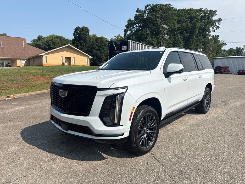 Vibrant White Tricoat 2026 Cadillac Escalade ESV SUV / Crossover Four-Wheel Drive