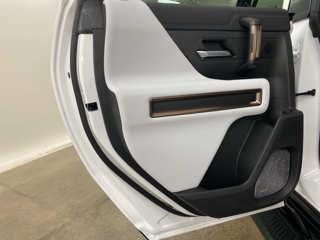 2025 GMC HUMMER EV SUV 3X photo