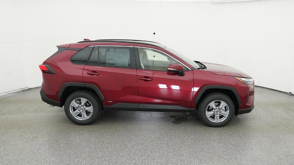 Thumbnail: 2025 Toyota RAV4 - 26