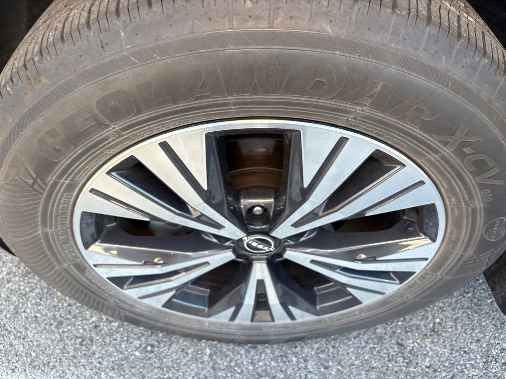 2023 Nissan Rogue — photo 4