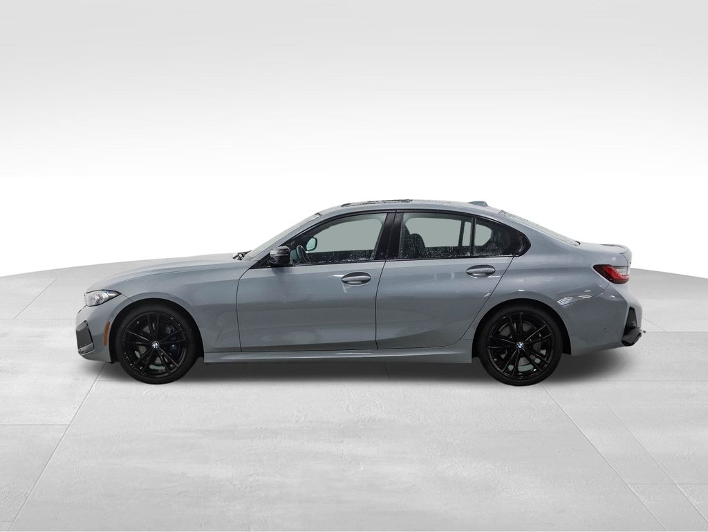 Thumbnail: 2024 BMW 3 Series - 2
