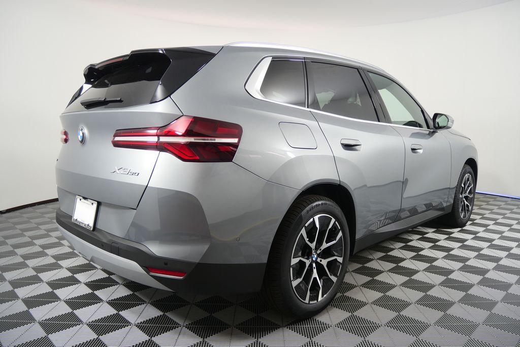 Thumbnail: 2025 BMW X3 - 3