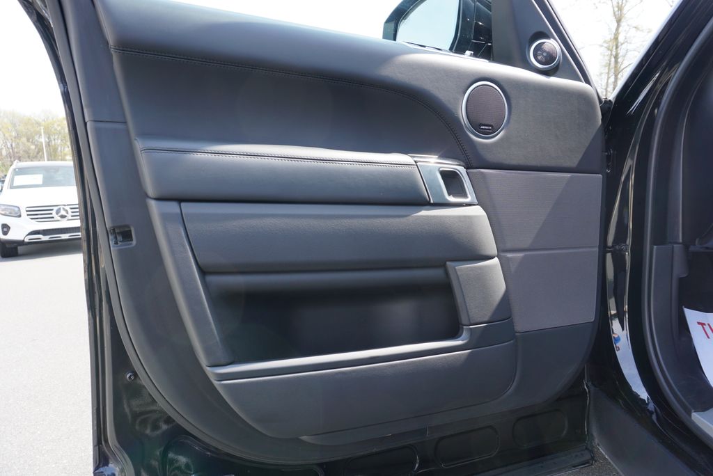 Thumbnail: 2020 Land Rover Range Rover Sport - 12