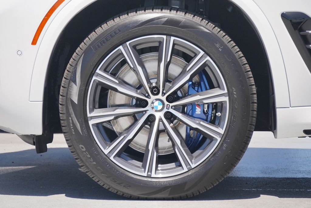 2025 BMW X5 M60i 5