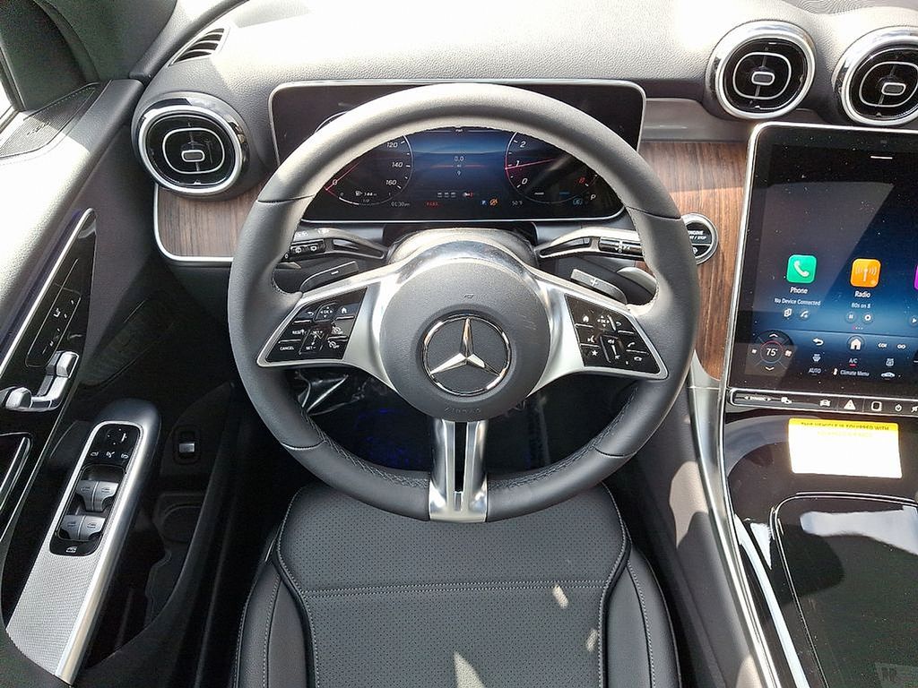 Thumbnail: 2025 Mercedes-Benz GLC - 7