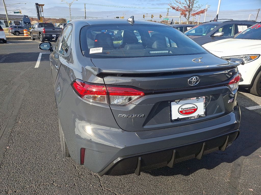 Thumbnail: 2025 Toyota Corolla - 3