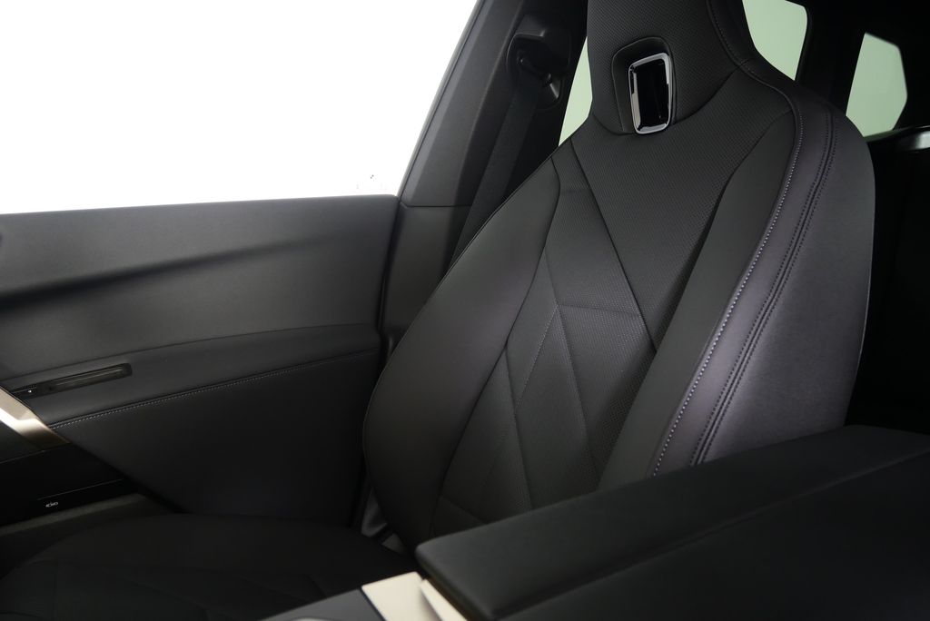 2026 BMW iX  22