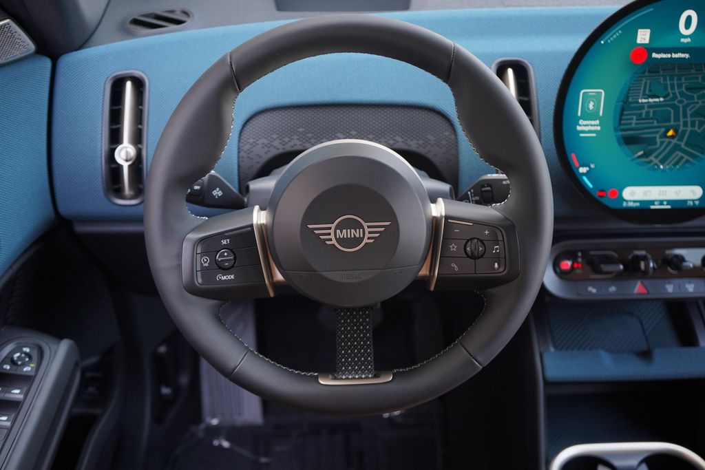 2025 MINI Cooper Countryman Iconic 11