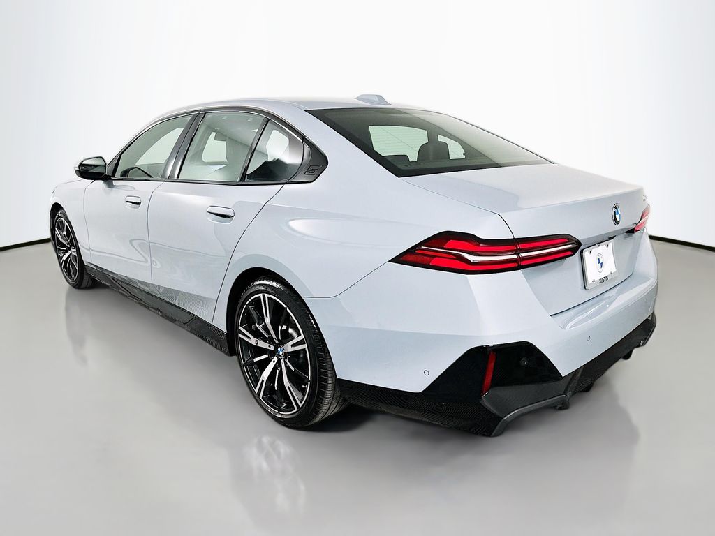 Thumbnail: 2025 BMW 5 Series - 7