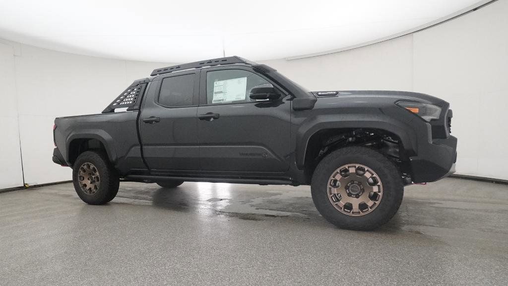 Thumbnail: 2025 Toyota Tacoma - 18