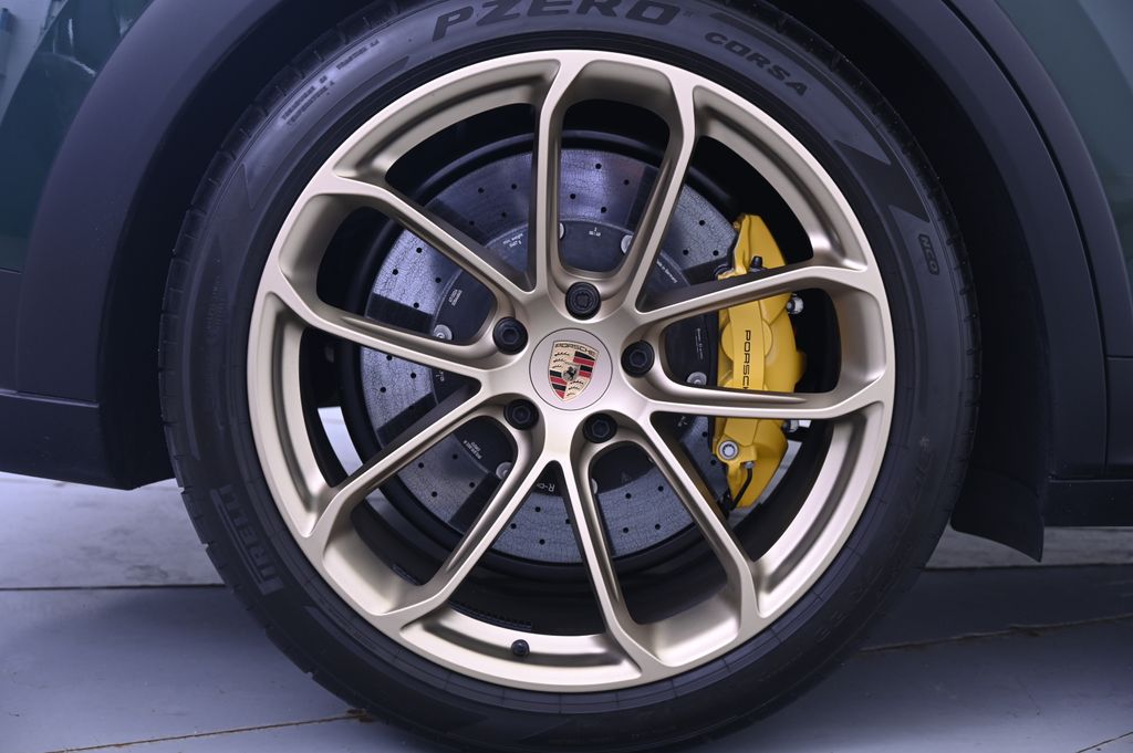 Thumbnail: 2025 Porsche  - 13