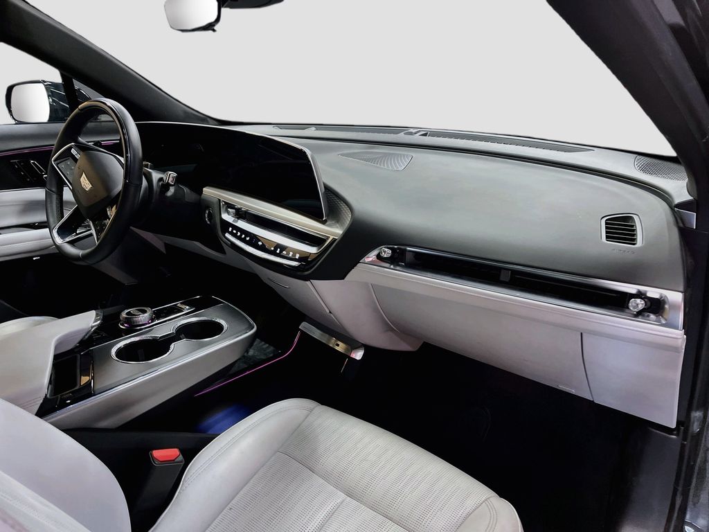 Used 2025 Stellar Black Metallic Cadillac Luxury image 30