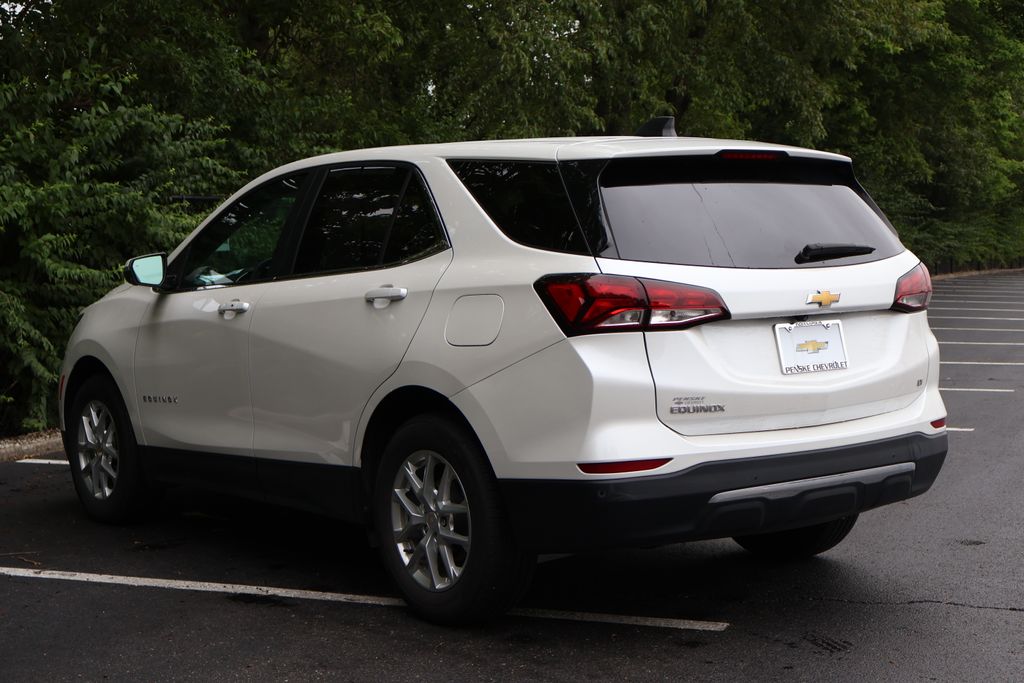 Thumbnail: 2023 Chevrolet Equinox - 8